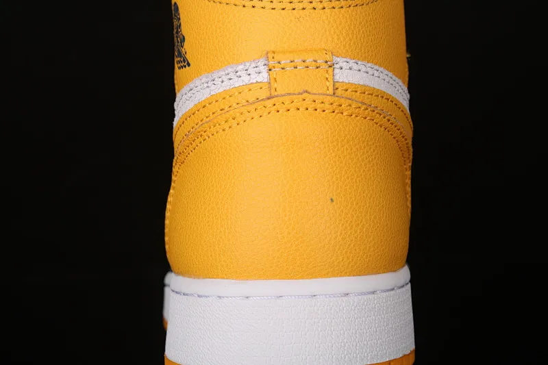 All categories Air Jordan Jordan series basketball shoes Air Jordan 1 Mid Air Jordan 1 Mid AJ1 Joe 1 candy color snake pattern stitching mid-top versatile casual sports sneakers CZ6909-100